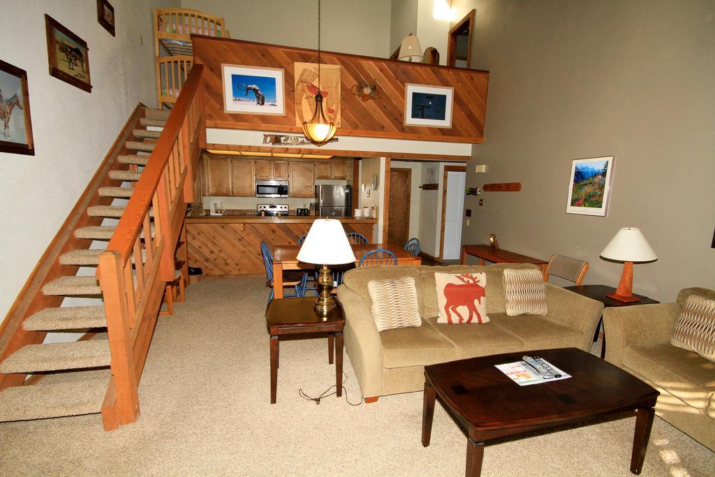Mountainback At Mammoth Apartment Мамът Лейкс Стая снимка